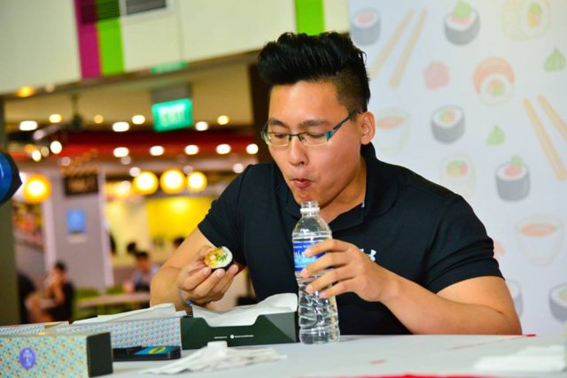 Epic Speed Eating At The Qualifier Round Of Cathay Malls’ Epic Eater 2016
